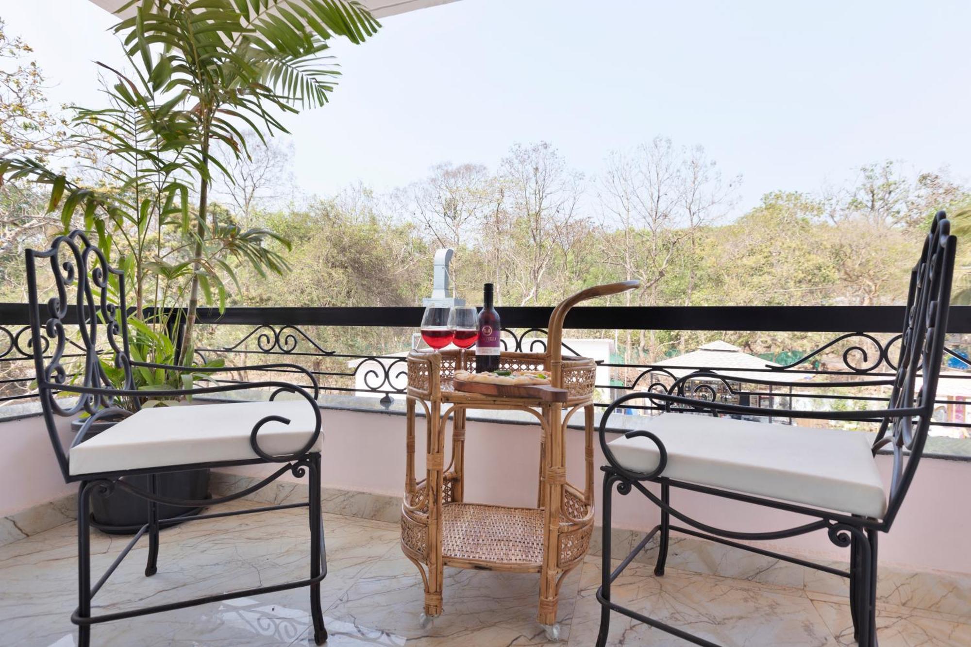 Mademoiselle Boutique Resort And Cafe Vagator Extérieur photo